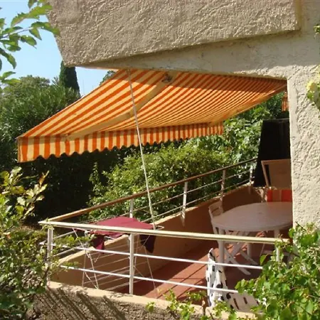 Eden Apartment